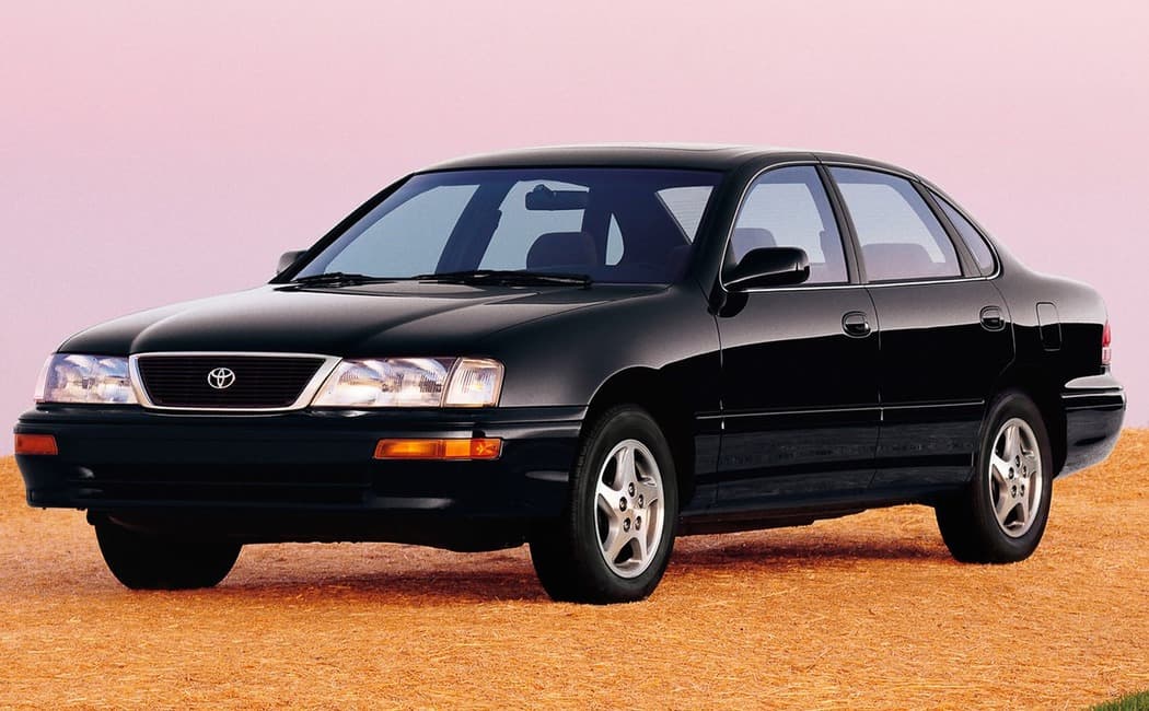 1995 Toyota Avalon, the first-generation model that launched the nameplate in the U.S.